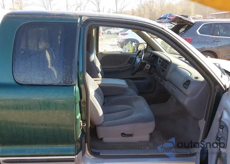 1998 Dodge Dakota Slt/Sport z USA, uszkodzony, nr VIN 1B7GL22Y7WS525607